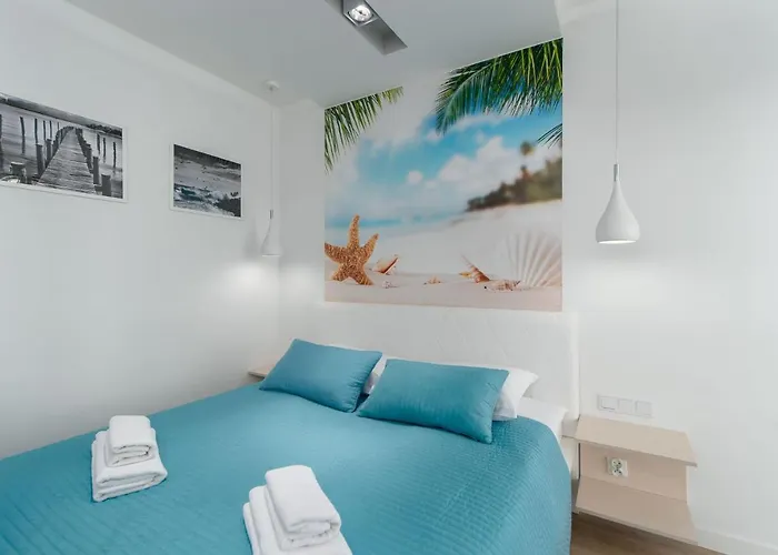 Horyzont 415 アパート ミエンジズドロイェ